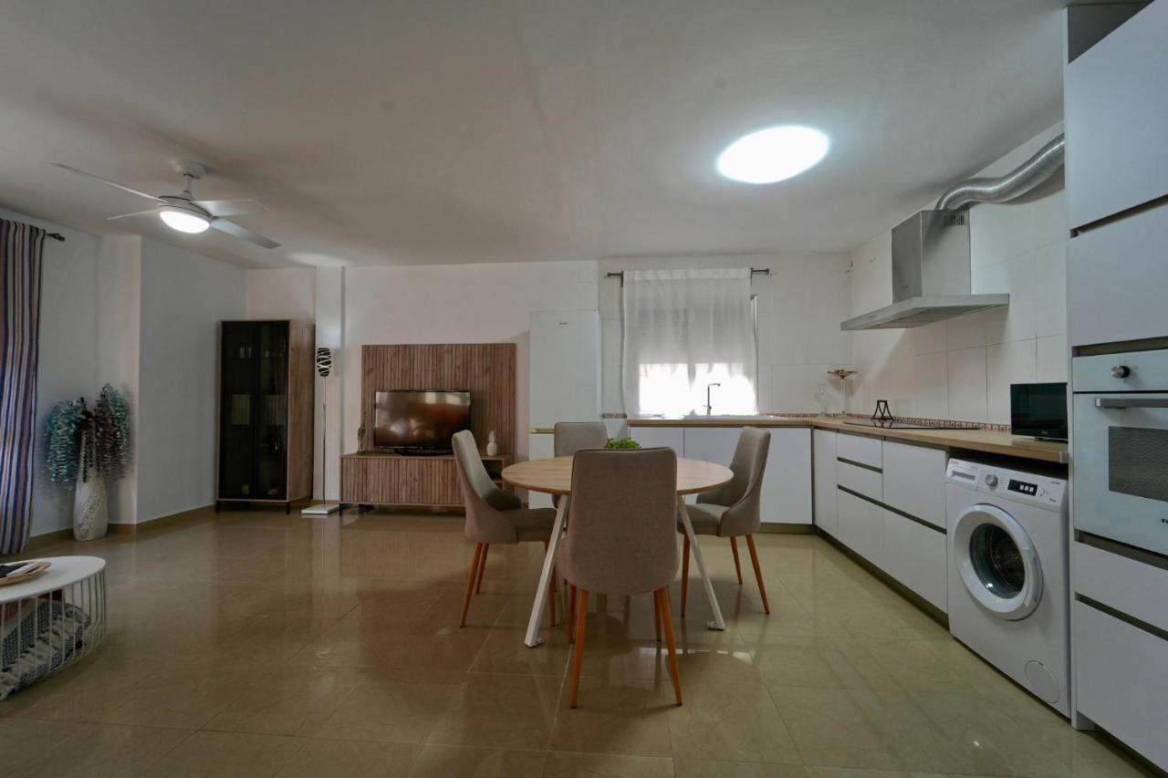 Apartamento El Balcón V Baena Exterior foto